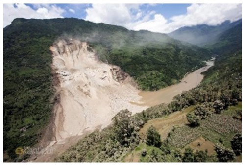 圖16、2014年Sindhupalchok崩塌空照圖(資料來源：ekantipur.com)